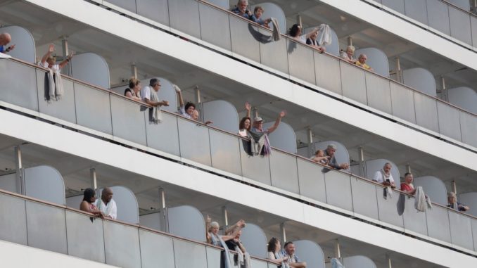 crucero ecuatorianos