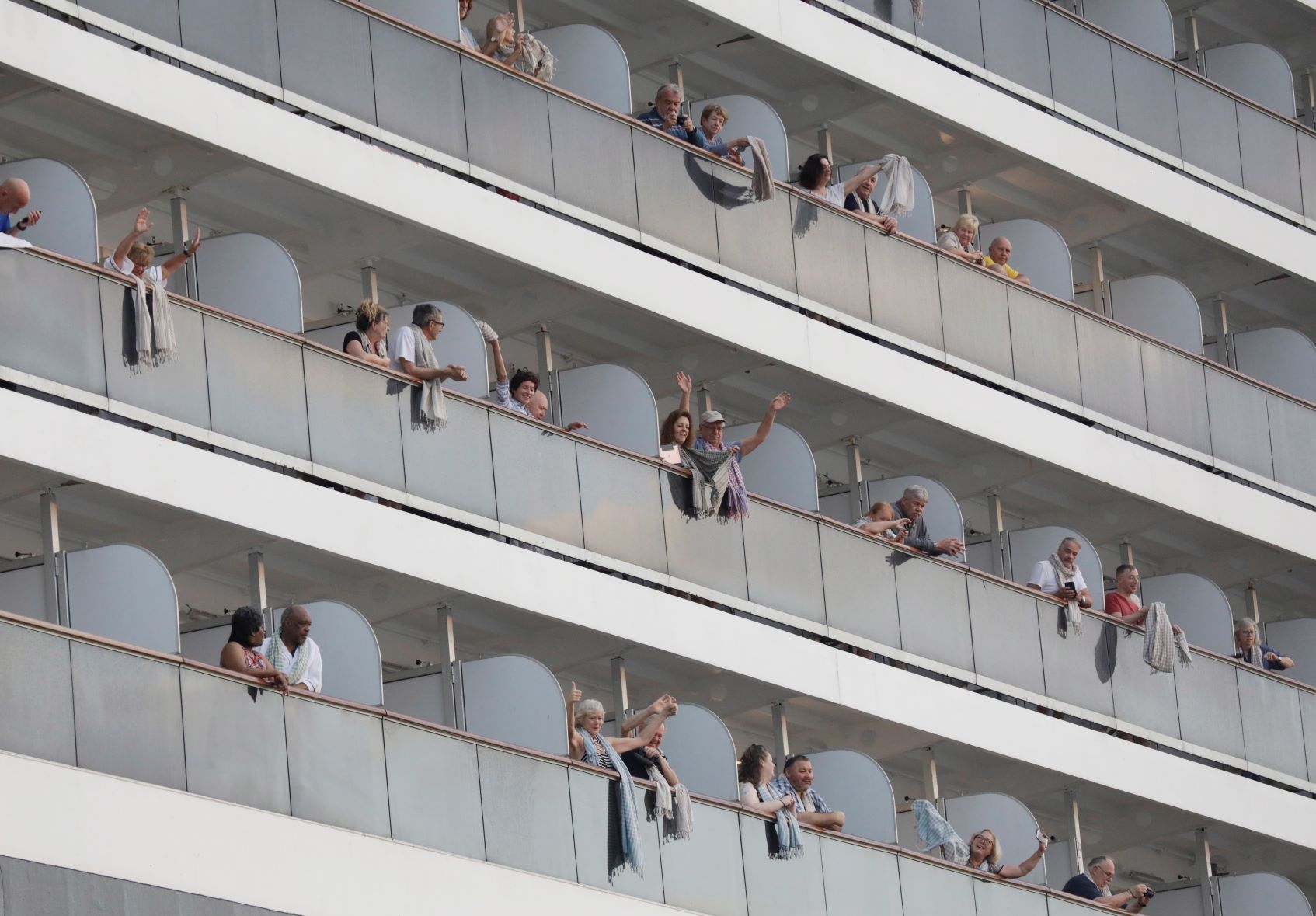 crucero ecuatorianos