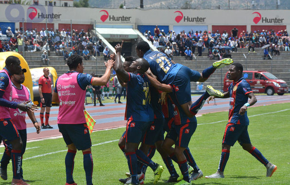 Olmedo recibe a Orense en un partido de la "LigraPro Banco del Pichincha" que se juega en el estadio Fernando Guerrero Guerrero en la ciudad de Riobamba, este 08 de Marzo de 2020. Foto API / Jorge Pérez / EP