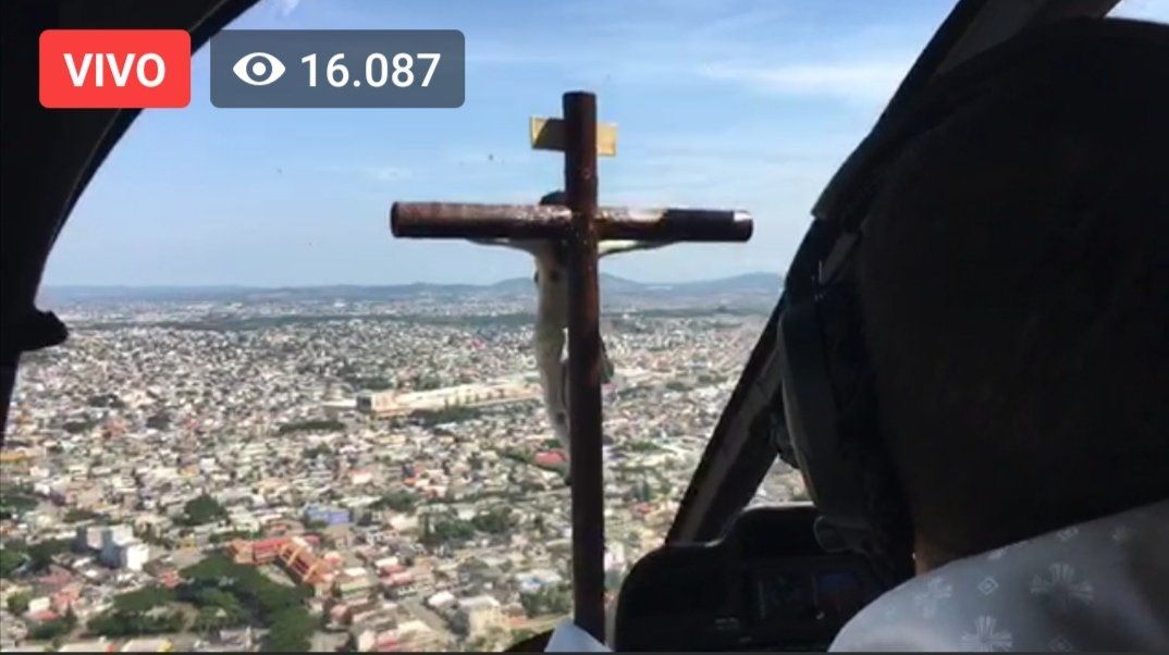 Cristo Del Consuelo La Republica Ec