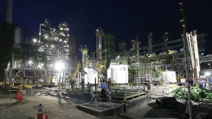 refinería esmeraldas corona