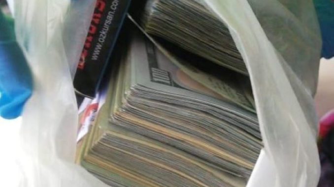 dinero incautado (2)