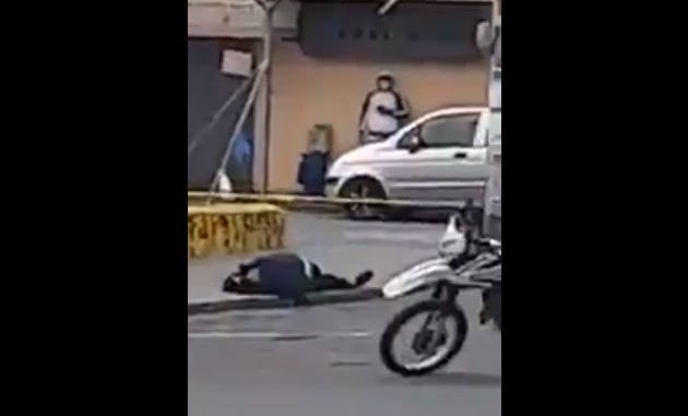 mujer muerta