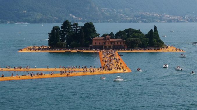 Christo isla bella
