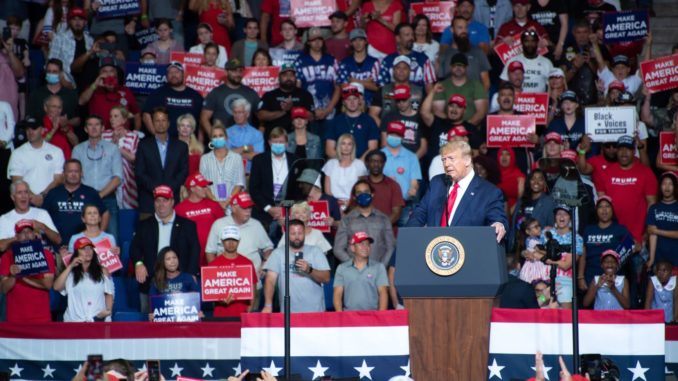 trump campaña