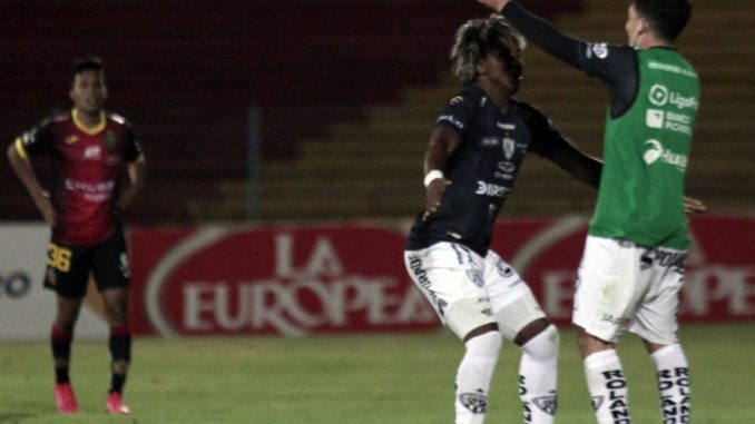 Gana Independiente del Valle 3-1 al Deportivo Cuenca.