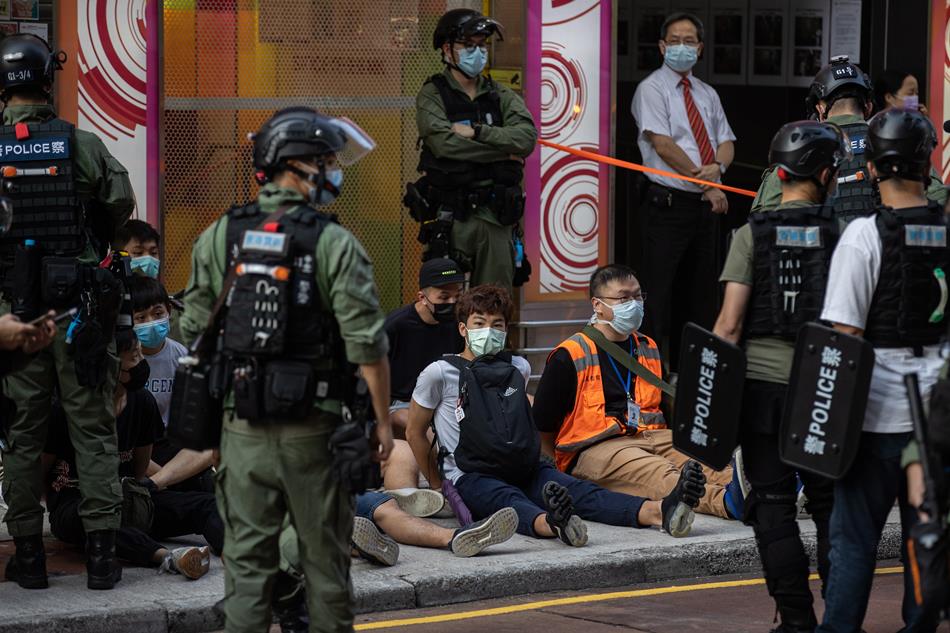 UK and US condemn the “erosion” of democracy in Hong Kong