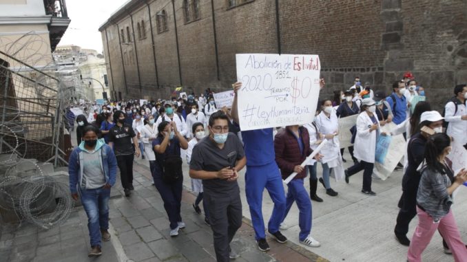 médicos protestan