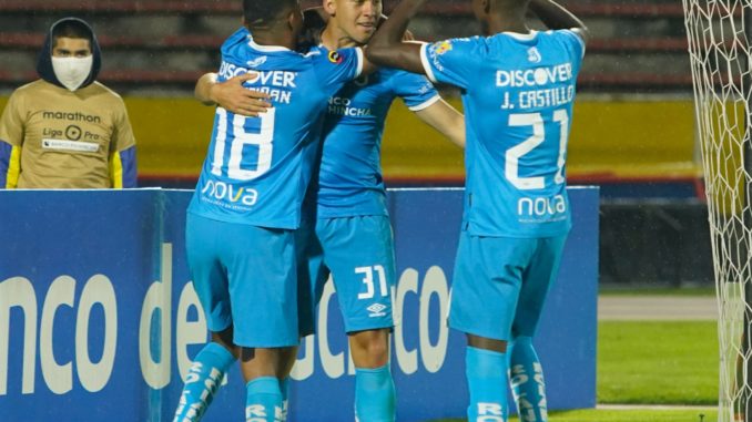 U.Católica golea 4-1 al Emelec