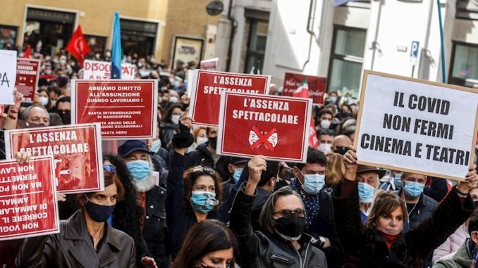 ITALIA ESPECTACULO HA MUERTO