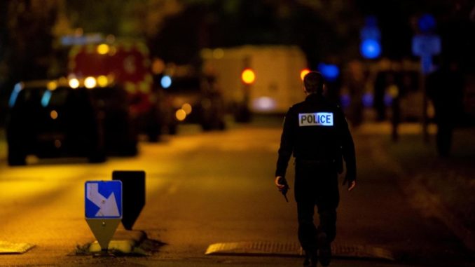 policia francia atentado