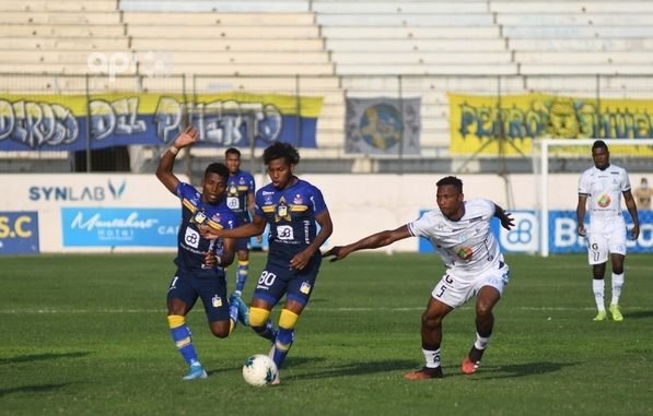 delfin vs macará