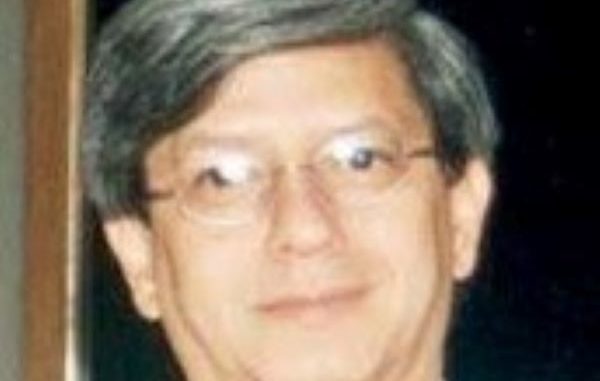 carlitos castañeda (2)