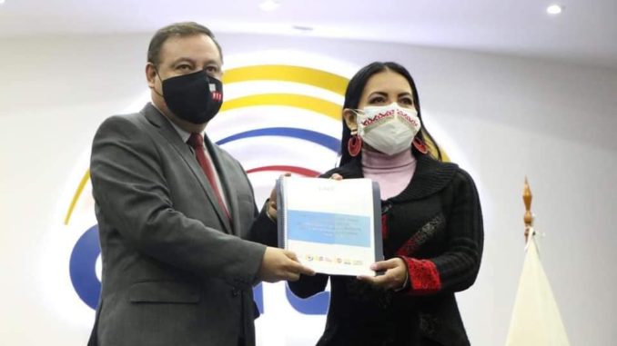juan zapata y diana atamaint