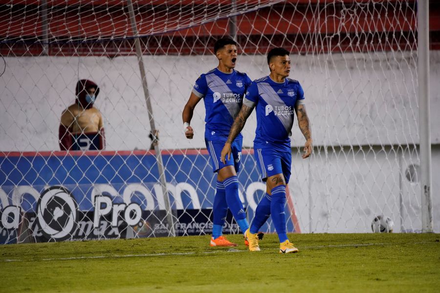 Emelec vence a Aucas en un gran partido