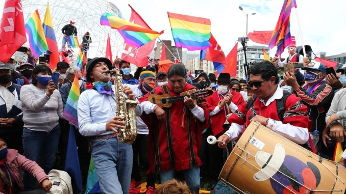 Candidato indígena Yaku Pérez se dirige al Consejo Nacional Electoral