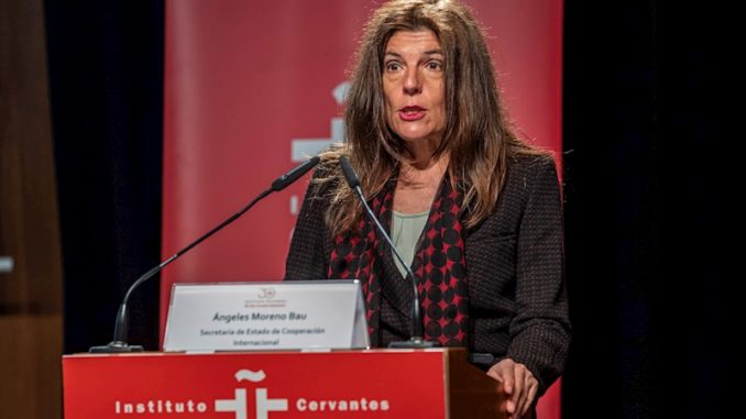 La secretaria de Estado de Cooperación Internacional, Ángeles Moreno, comparece en la rueda de prensa celebrada este jueves en la sede del Instituto Cervantes en Madrid con motivo del 30 aniversario de la institución