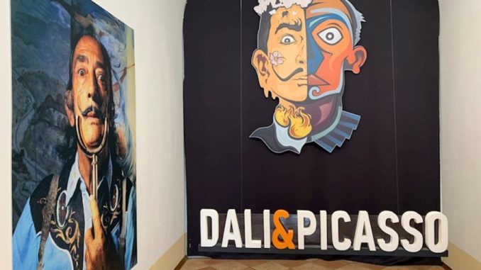 Más de 250 obras de los artistas españoles Salvador Dalí y Pablo Picasso de una colección privada se exponen en Moscú (Rusia) desde este martes y hasta el próximo 16 de mayo en el Palacio de Basilio III.