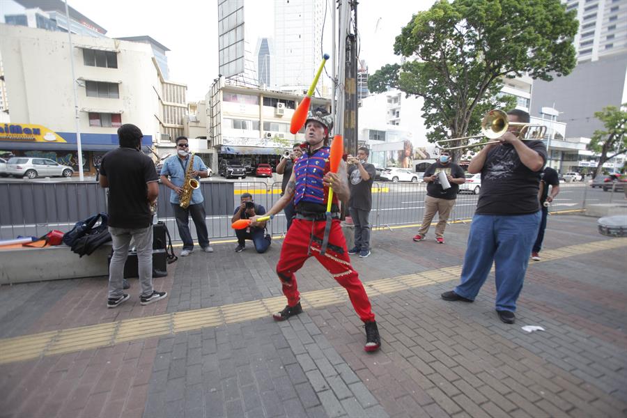 Artistas de Panamá exigen reactivación de la cultura tras un año sin