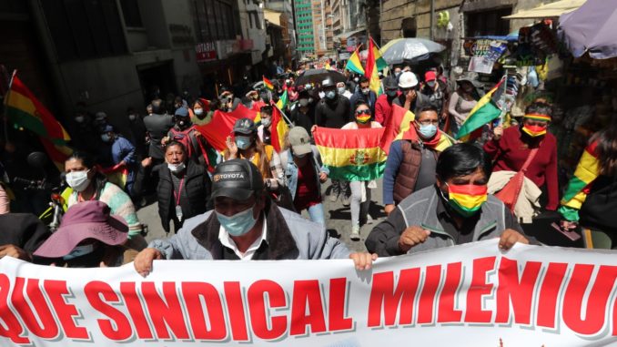 protestas por añez dos