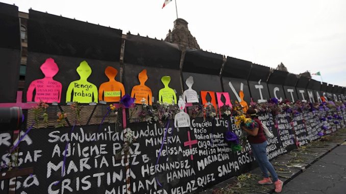 valla-violencia-mujer-mexico