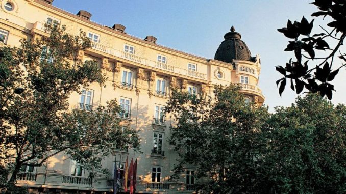Hotel-Ritz-fachada-edited