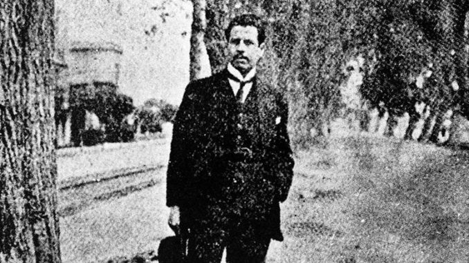 Ramón López Velarde