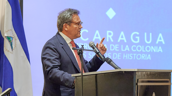 arturo cruz