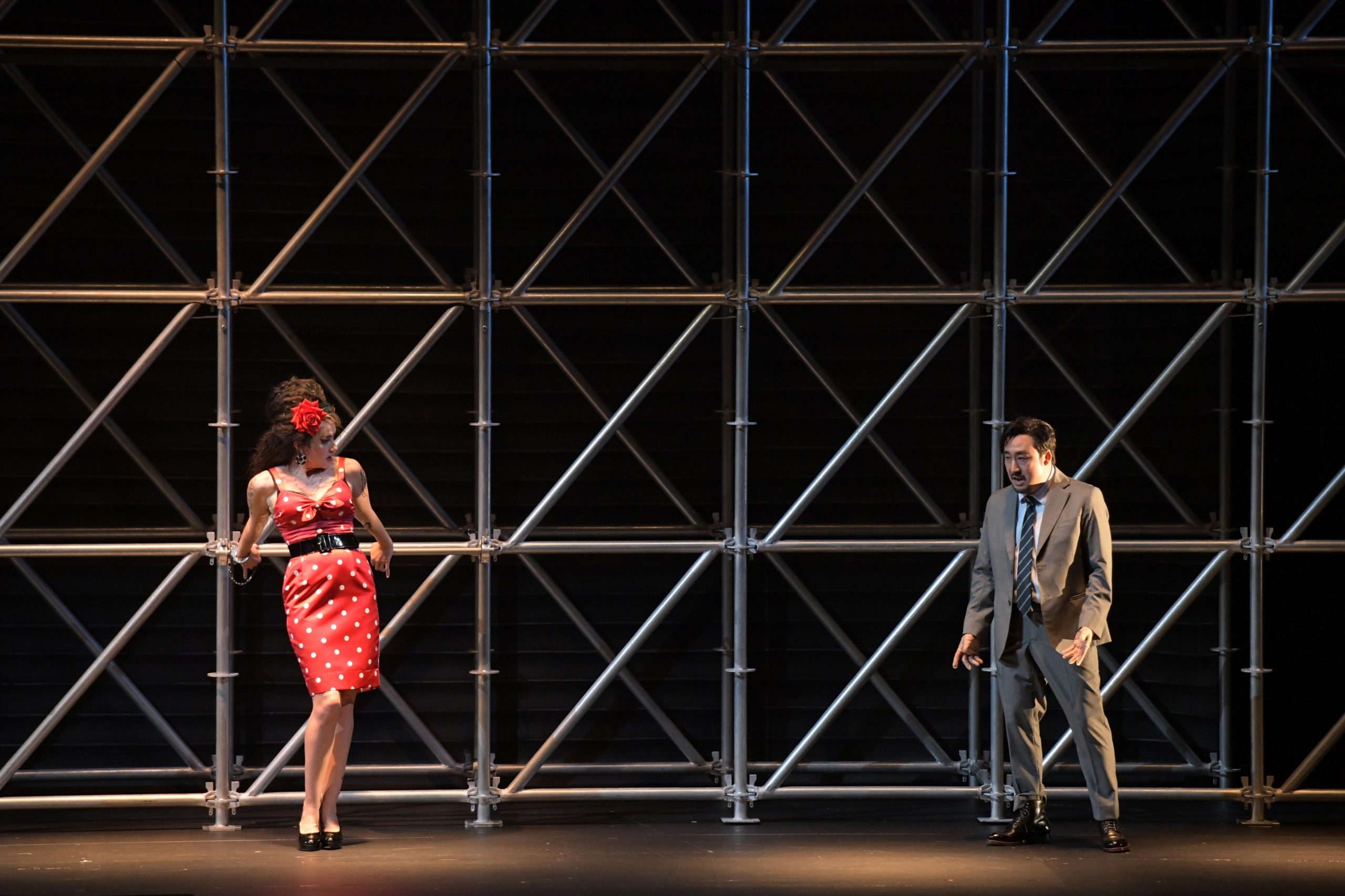 Una «Carmen» rockera se sube al escenario en la Ópera de Tokio