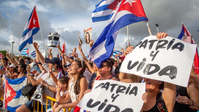 cubanos miami