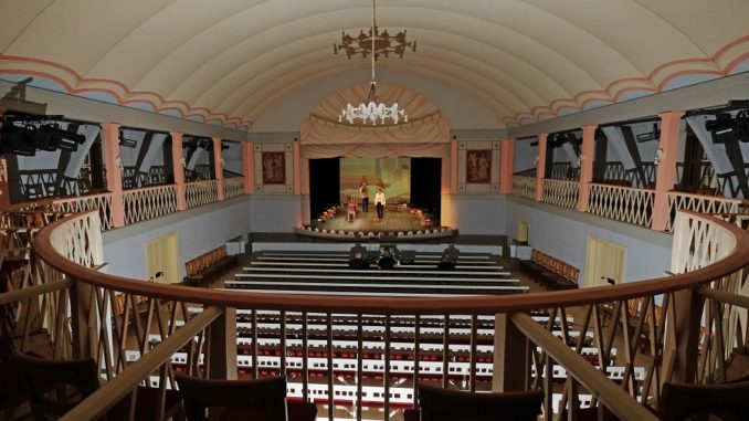 Interior del Teatro Goethe antes de su inauguración