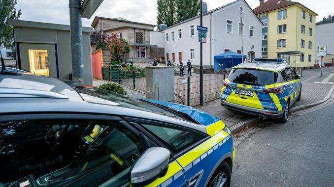 Custodia policial en sinagoga de Hagen, en el oeste de Alemania