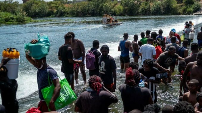 HAITI MIGRANTES DEPOIRTADOS USA