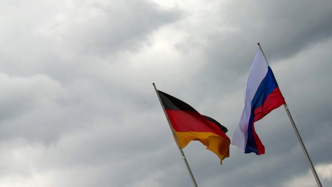 UE acusa a Rusia de ciberataques