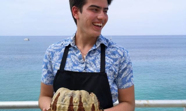 LUISFER-CON-TOTA