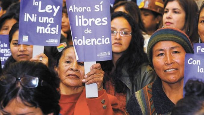 grupo-mujeres bolivianas feminicidios