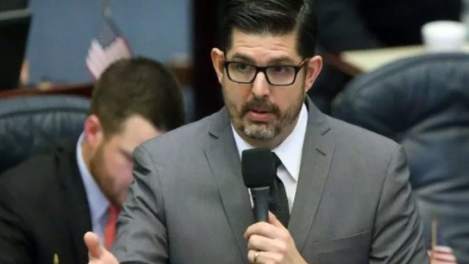 Manny Díaz