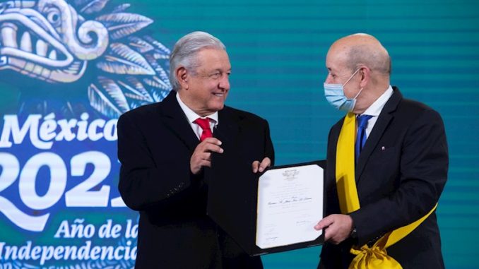 aguila azteca