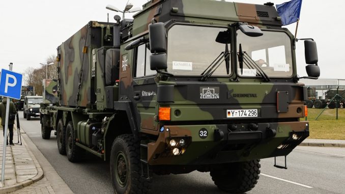 Convoy con misiles Patriot