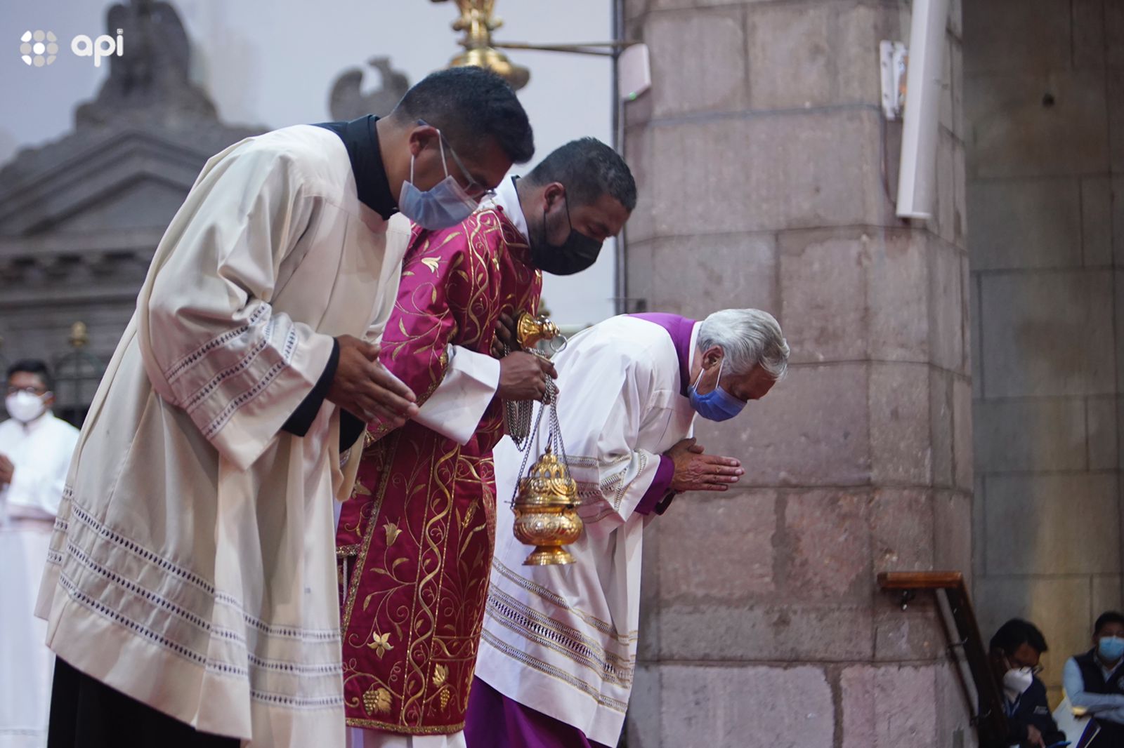 arrastre de Caudas Quito Semana Santa