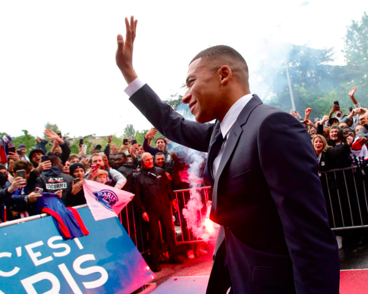 Mbappé, redes sociales en París