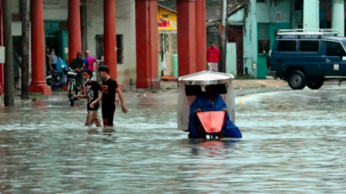 Fuertes lluvias en Cuba, imagen tomada de redes sociales @France24_es