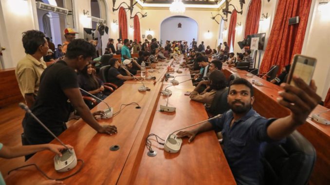 sri lanka efe tres