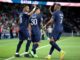 Paris (France), 13/08/2022.- Paris Saint Germain's Neymar Jr (L), Kylian Mbappe (R) and Lionel Messi (C) celebrate a goal during the French Ligue 1 soccer match between PSG and Montpellier at the Parc des Princes stadium in Paris, France, 13 August 2022. (Francia) EFE/EPA/CHRISTOPHE PETIT TESSON