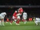 London (United Kingdom), 09/10/2022.- Players of Arsenal celebrate after the English Premier League soccer match between Arsenal FC and Liverpool FC in London, Britain, 09 October 2022. (Reino Unido, Londres) EFE/EPA/ANDY RAIN EDITORIAL USE ONLY. No use with unauthorized audio, video, data, fixture lists, club/league logos or 'live' services. Online in-match use limited to 120 images, no video emulation. No use in betting, games or single club/league/player publications