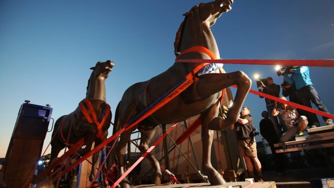 Museo de Berlín recibe dos caballos de bronce de la época nazi