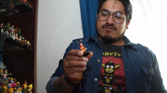 Desde danzas y películas hasta políticos, el mundo Lego que crea un boliviano