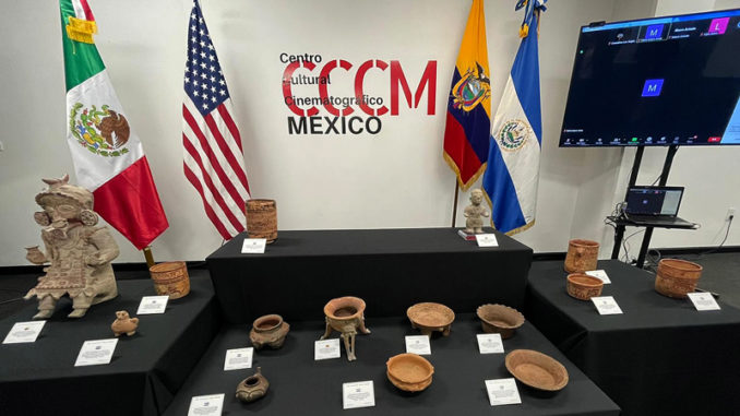 México entrega a Ecuador y El Salvador piezas prehispánicas donadas en EE.UU.