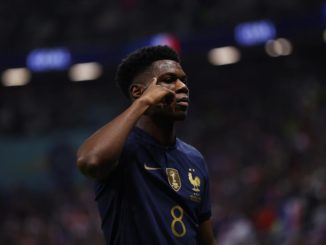 Al Khor (Qatar), 10/12/2022.- Aurelien Tchouameni of France celebrates scoring the 0-1 goal during the FIFA World Cup 2022 quarter final soccer match between England and France at Al Bayt Stadium in Al Khor, Qatar, 10 December 2022. (Mundial de Fútbol, Francia, Catar) EFE/EPA/Rolex dela Pena