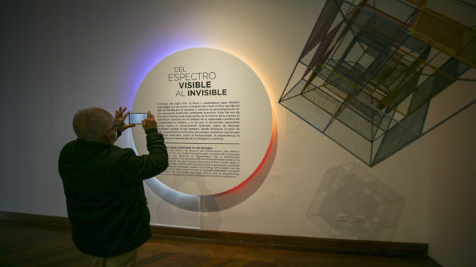 Llega a Ecuador "Color", una muestra para adentrarse en el universo cromático